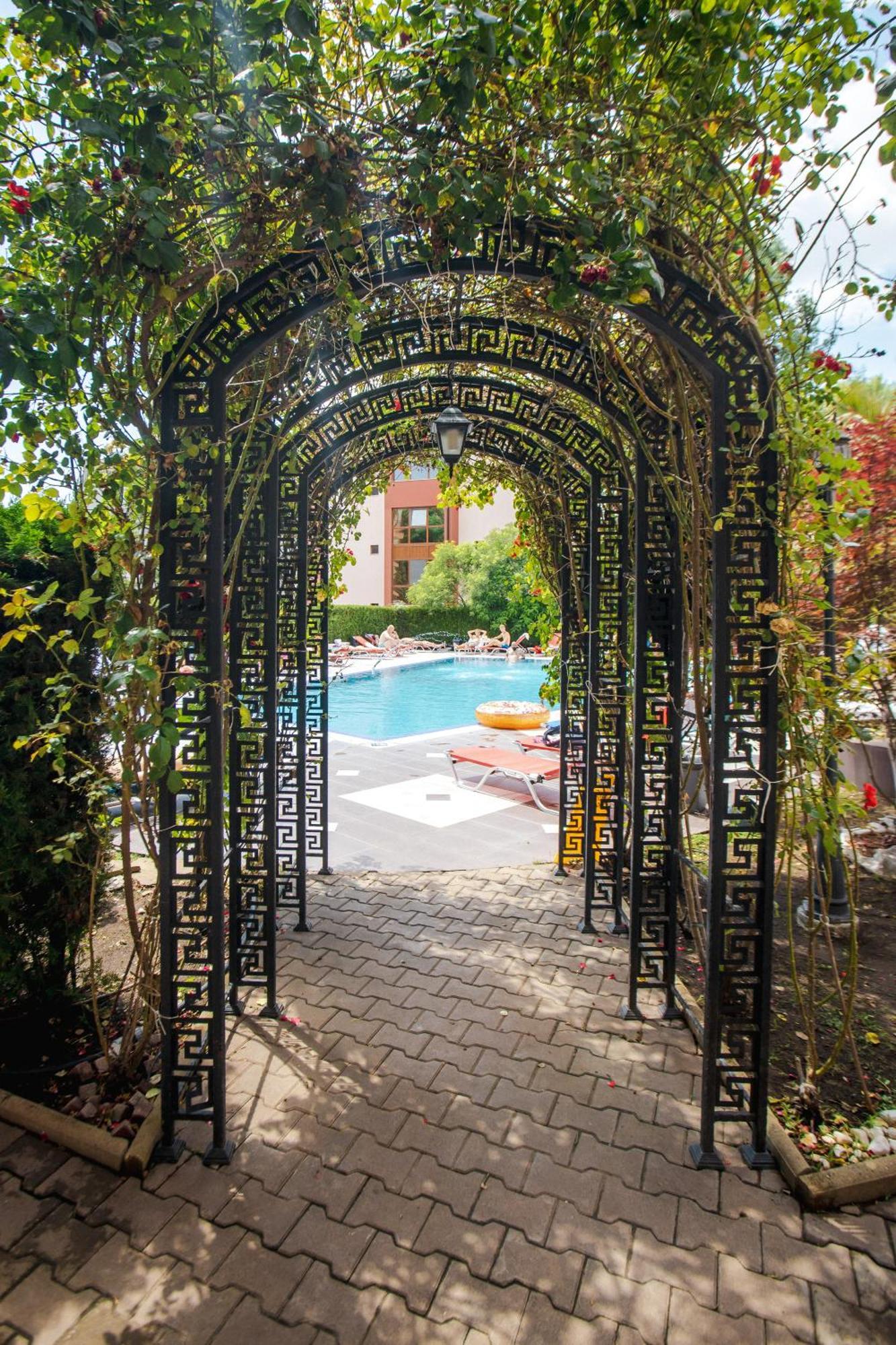 Biato Apartments 阳光海滩 外观 照片