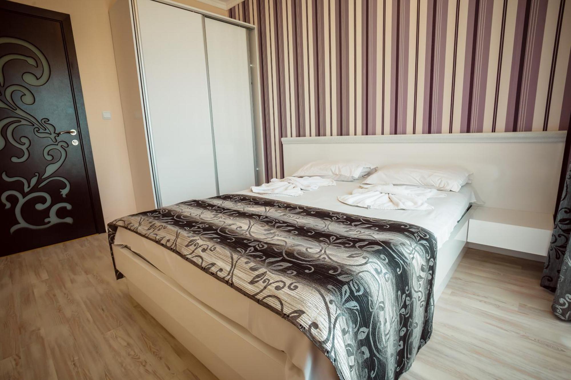 Biato Apartments 阳光海滩 外观 照片